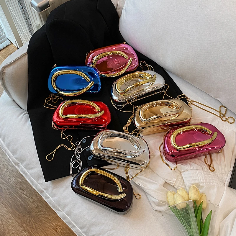 Boîte de fermeture en or poche - Women Bags 2026 Trends avis et prix