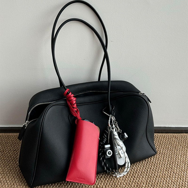Sac fourre-tout Boston en cuir - Women Bags 2026 Trends avis et prix