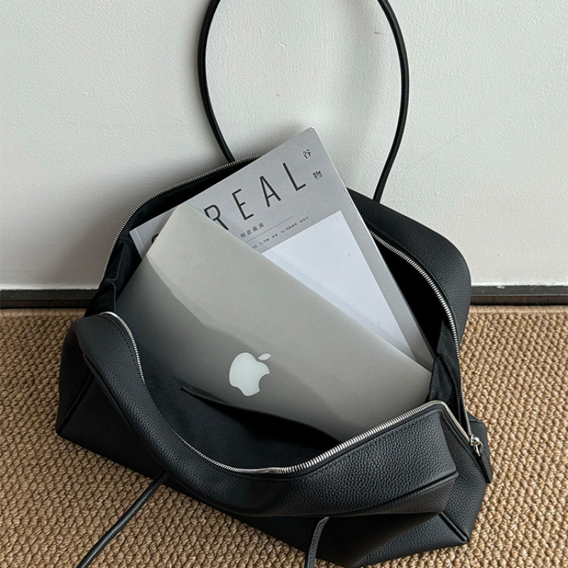 Sac fourre-tout Boston en cuir - Women Bags 2026 Trends avis et prix